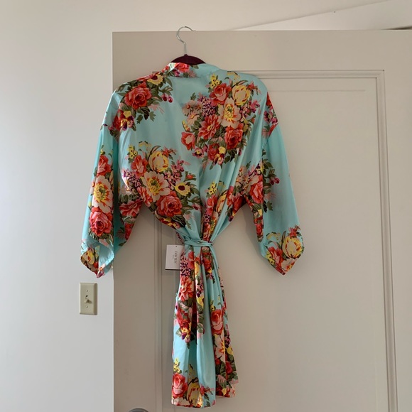 NWT David’s Bridal Floral Satin Robe - Aqua Blue - Picture 2 of 6